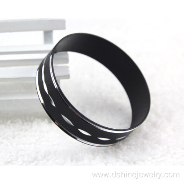 Black Aluminium Wide Bangles With Silver Engraved Pattern